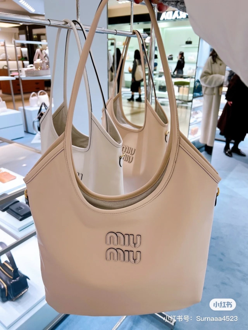 Miu Miu Tote Bags